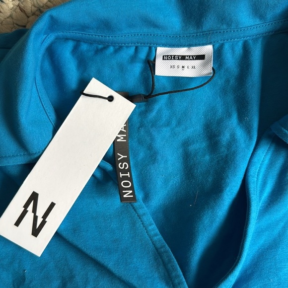 Noisy May Crop Shirt NWT - Picture 3 of 5
